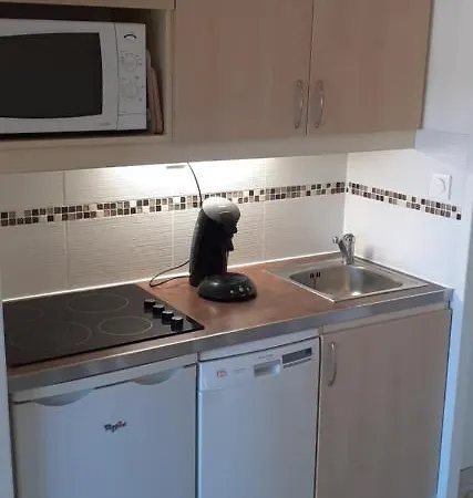 4/5 Personnes Vue Piscine Et Montagne Cap Esterel Pierre Et Vacance Nature Et Sport Saint-Raphaël