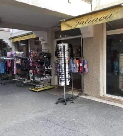 4/5 Personnes Vue Piscine Et Montagne Cap Esterel Pierre Et Vacance Nature Et Sport 아파트 Saint-Raphaël