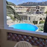 Apartment 4/5 Personnes Vue Piscine Et Montagne Cap Esterel Pierre Et Vacance Nature Et Sport *