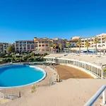 4/5 Personnes Vue Piscine Et Montagne Cap Esterel Pierre Et Vacance Nature Et Sport Apartment *