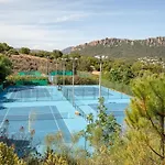 Apartment 4/5 Personnes Vue Piscine Et Montagne Cap Esterel Pierre Et Vacance Nature Et Sport Saint-Raphael (Var)