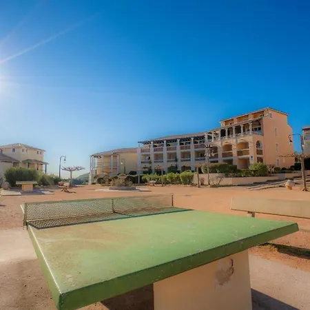 4/5 Personnes Vue Piscine Et Montagne Cap Esterel Pierre Et Vacance Nature Et Sport Apartment *