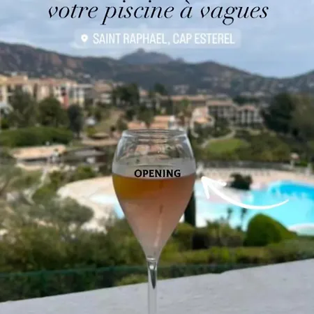 Appartamento 4/5 Personnes Vue Piscine Et Montagne Cap Estérel Pierre Et Vacance Nature Et Sport *