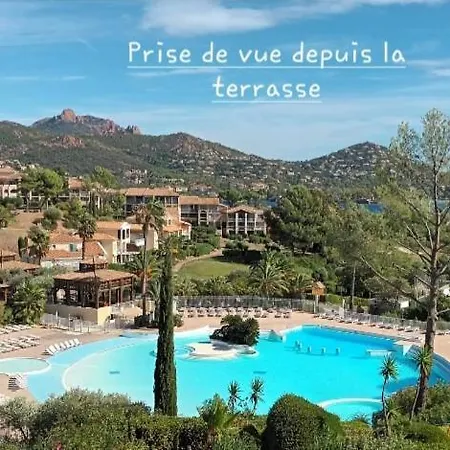 4/5 Personnes Vue Piscine Et Montagne Cap Esterel Pierre Et Vacance Nature Et Sport Saint-Raphael (Var)