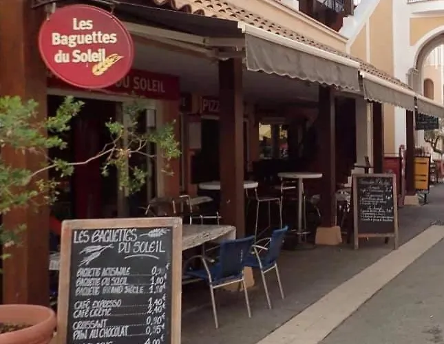 4/5 Personnes Vue Piscine Et Montagne Cap Estérel Pierre Et Vacance Nature Et Sport * Saint-Raphaël