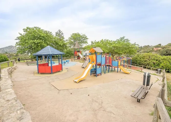 4/5 Personnes Vue Piscine Et Montagne Cap Estérel Pierre Et Vacance Nature Et Sport Apartamento *